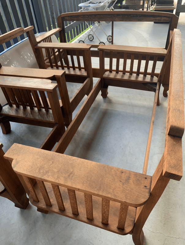 Wooden furniture frame without upholstery